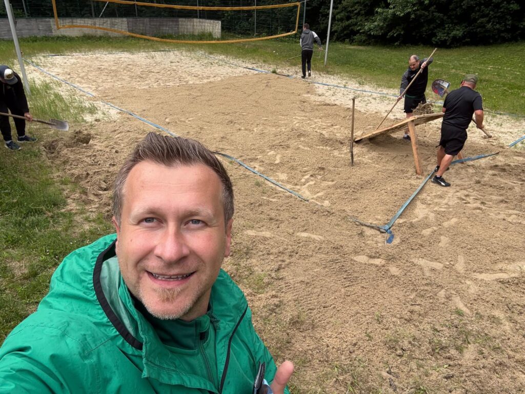 Restaurierung Beach Volleyballplatz